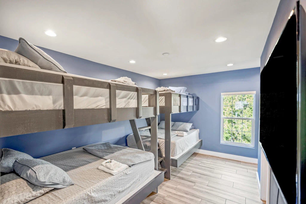 49 of 83 - 117 Charlotte Ave Avenue, Miramar Beach, FL