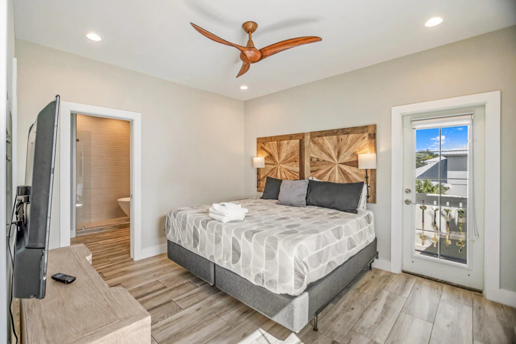 61 of 83 - 117 Charlotte Ave Avenue, Miramar Beach, FL