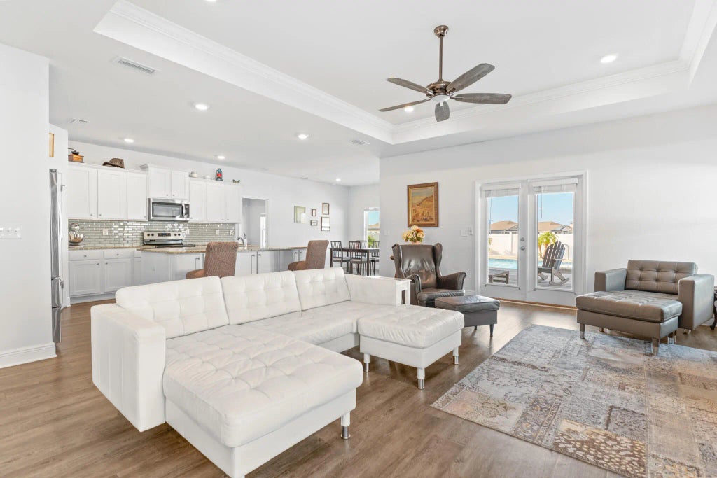 8 of 37 - 451 Eagle Lake Way, Panama City, FL