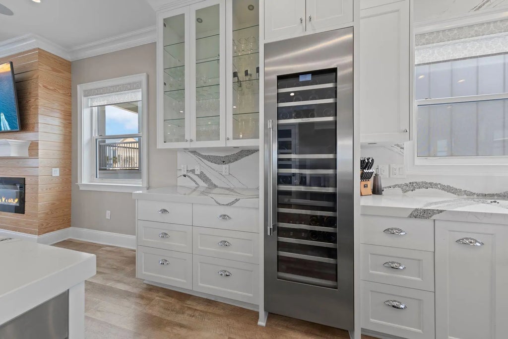 10 of 32 - 7339 Grand Navarre Boulevard, Navarre, FL