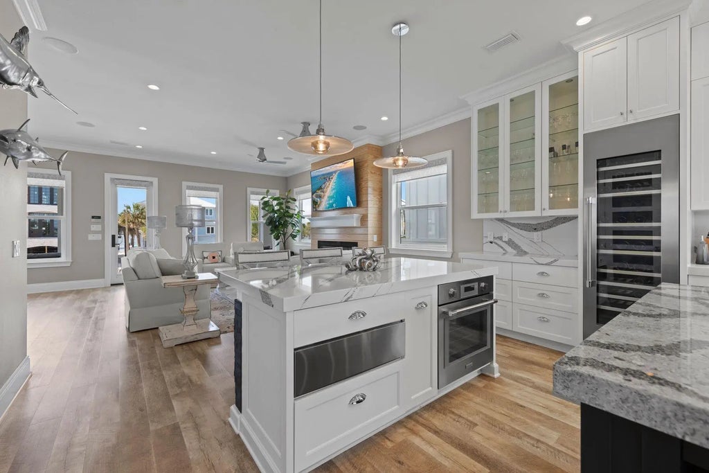 5 of 32 - 7339 Grand Navarre Boulevard, Navarre, FL