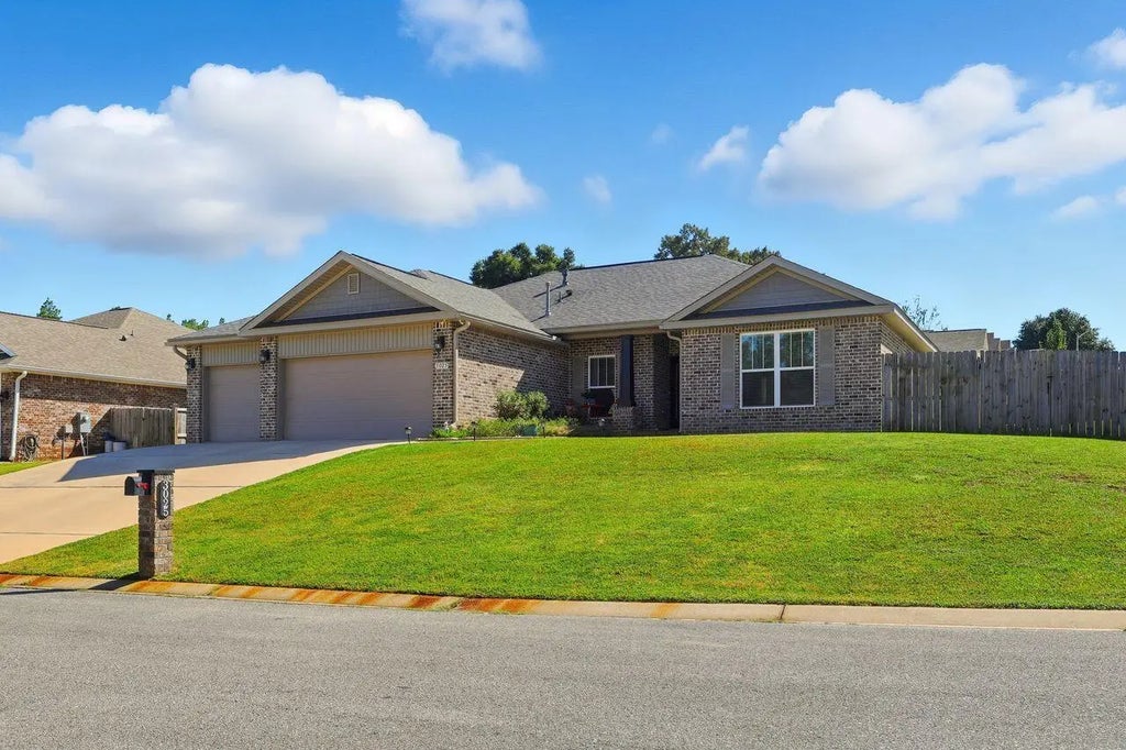 2 of 46 - 3025 Crown Creek Circle, Crestview, FL