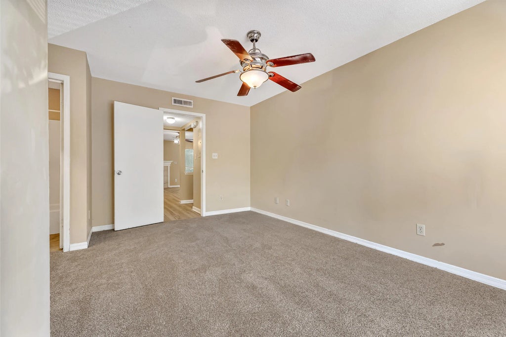 7 of 31 - 31 Se Park Circle 3, Fort Walton Beach, FL