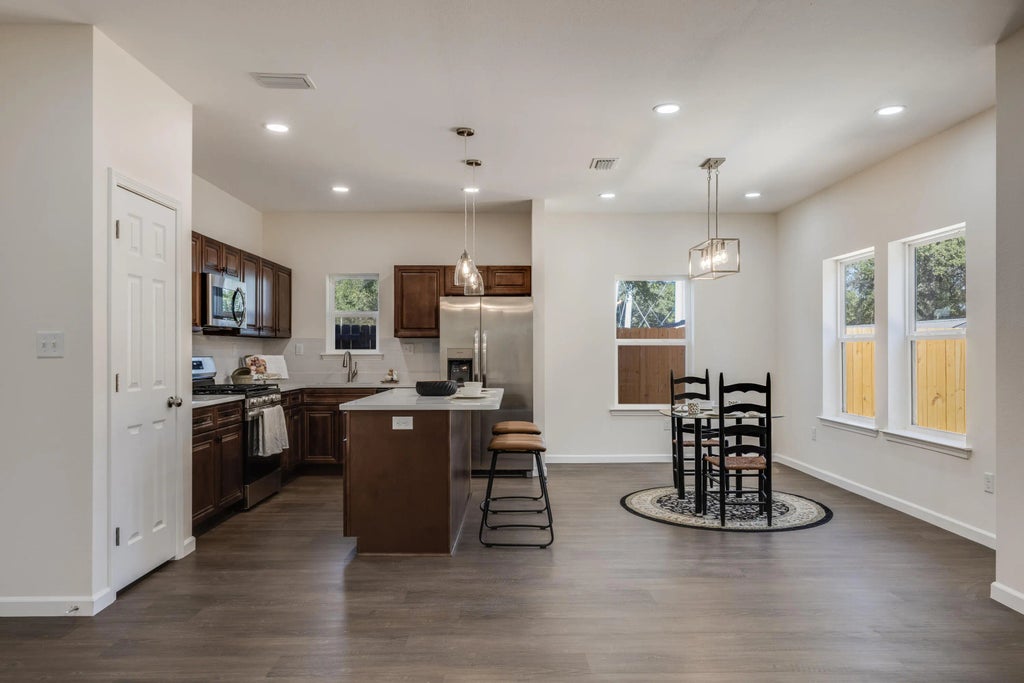 5 of 47 - 751 Amos Street A And B, Crestview, FL