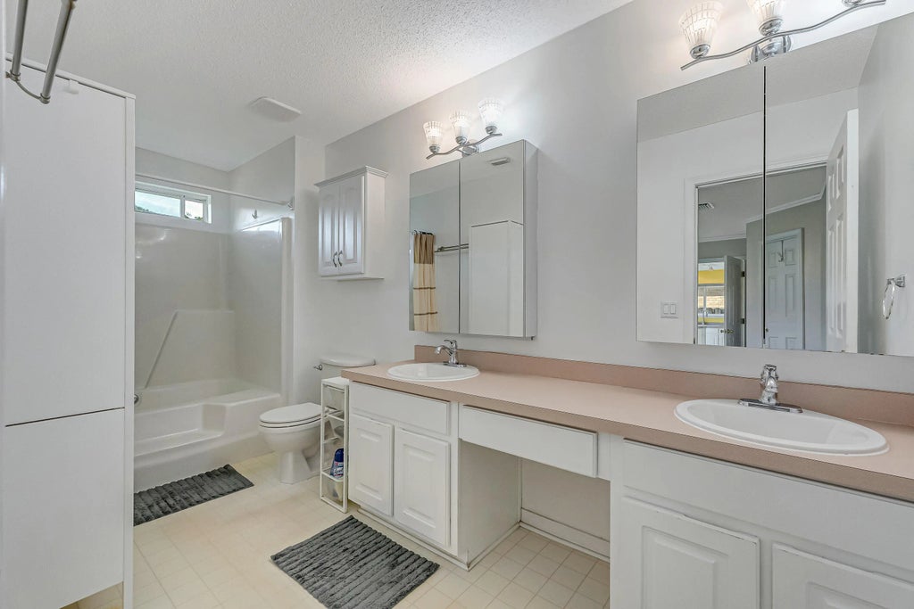 19 of 40 - 1612 Trent Street, Fort Walton Beach, FL