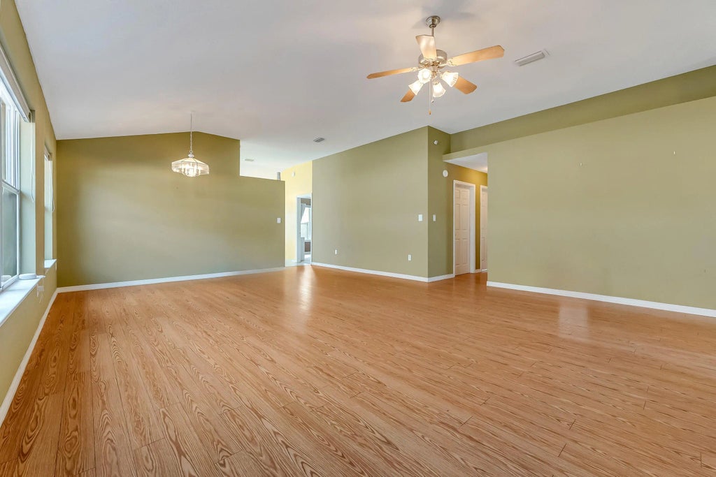3 of 40 - 1612 Trent Street, Fort Walton Beach, FL