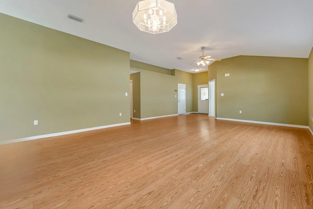 4 of 40 - 1612 Trent Street, Fort Walton Beach, FL