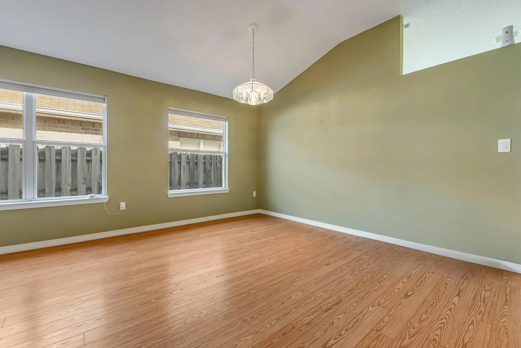 5 of 40 - 1612 Trent Street, Fort Walton Beach, FL