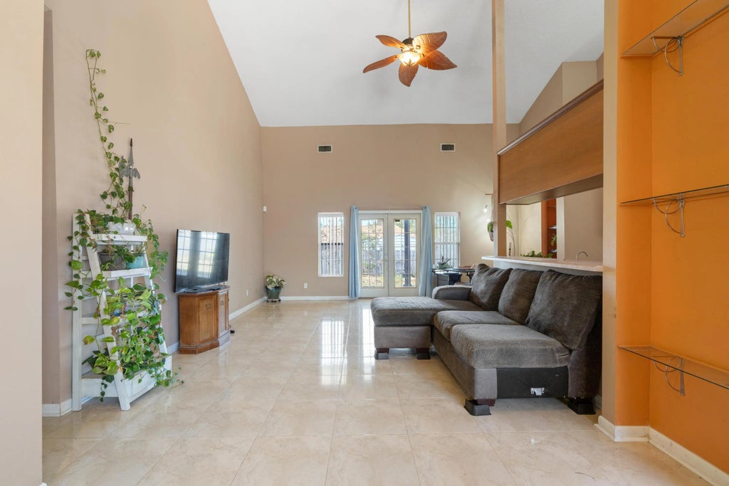 2 of 22 - 46 Brenda Lane, Mary Esther, FL