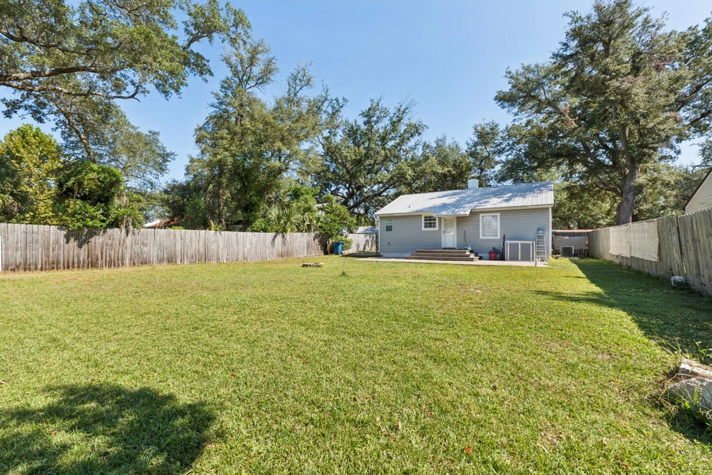 21 of 27 - 243 Allen Avenue, Panama City, FL