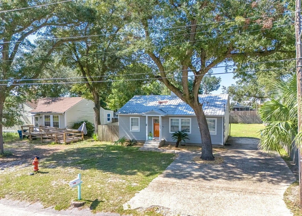 22 of 27 - 243 Allen Avenue, Panama City, FL