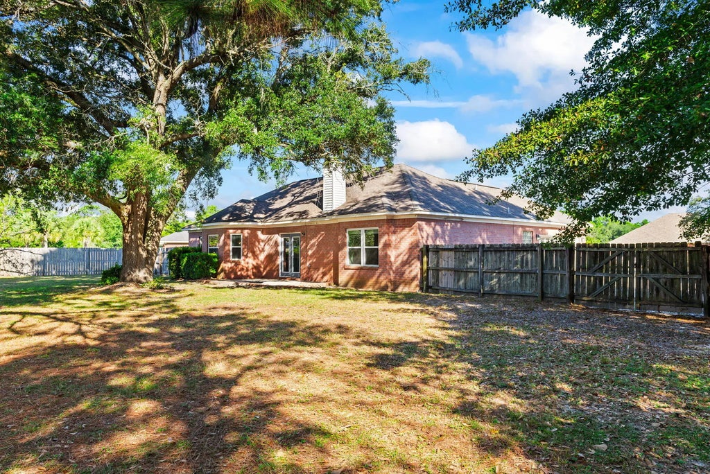 21 of 50 - 2621 Barefoot Creek Circle, Navarre, FL