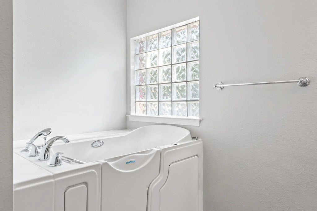 32 of 50 - 2621 Barefoot Creek Circle, Navarre, FL