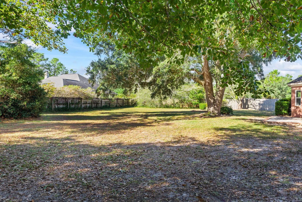 45 of 50 - 2621 Barefoot Creek Circle, Navarre, FL