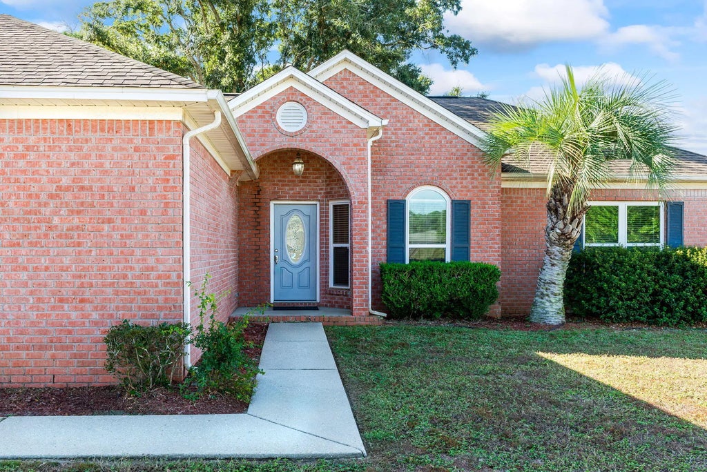 47 of 50 - 2621 Barefoot Creek Circle, Navarre, FL