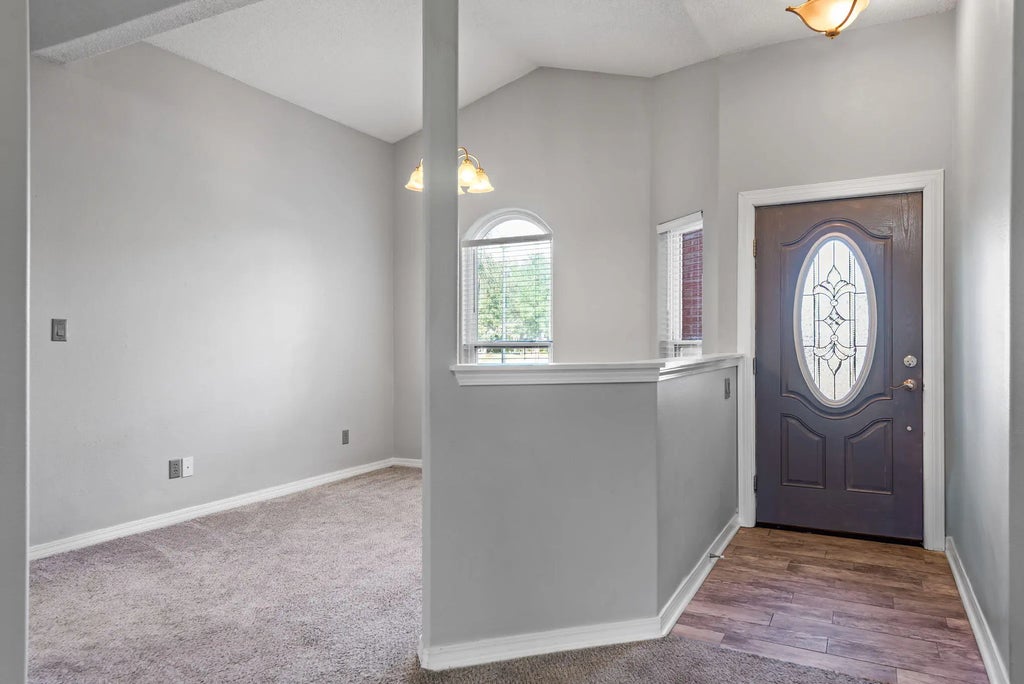 6 of 50 - 2621 Barefoot Creek Circle, Navarre, FL