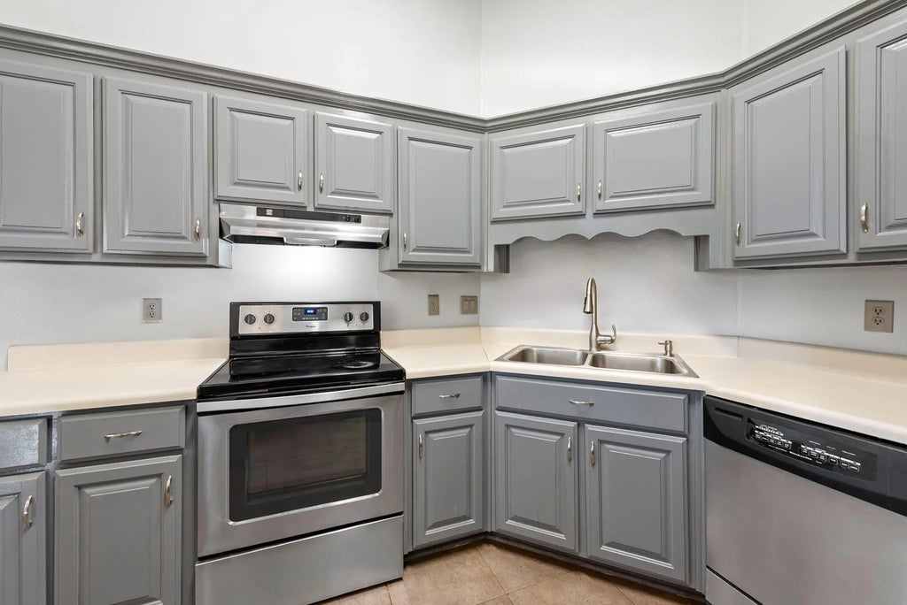 9 of 50 - 2621 Barefoot Creek Circle, Navarre, FL
