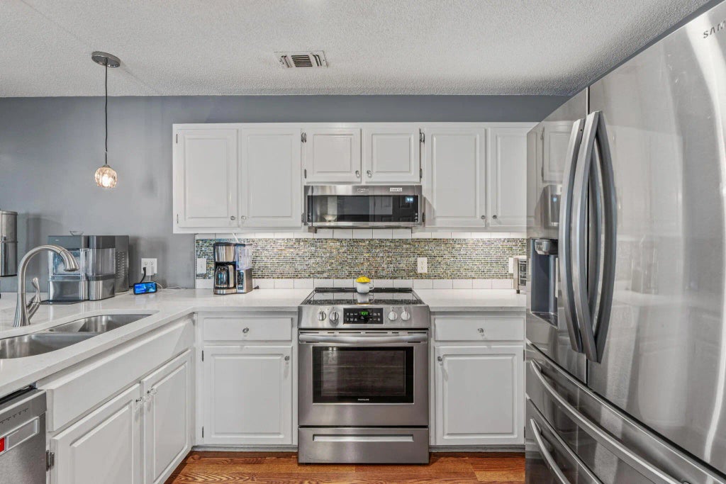 17 of 45 - 1739 Ivalea Circle, Navarre, FL