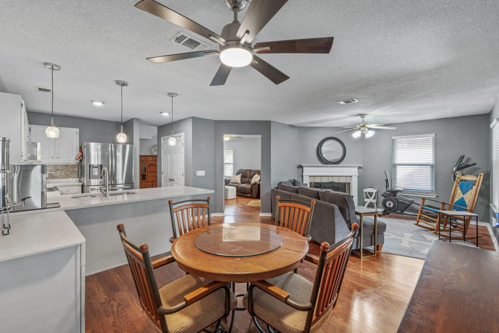 26 of 45 - 1739 Ivalea Circle, Navarre, FL