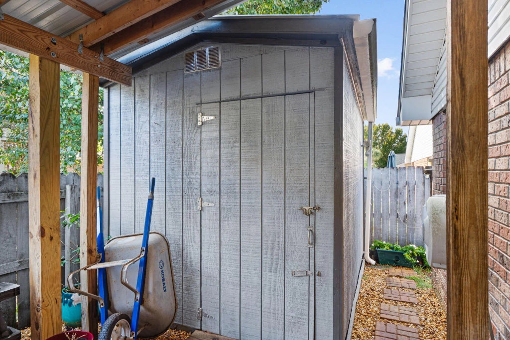 45 of 45 - 1739 Ivalea Circle, Navarre, FL