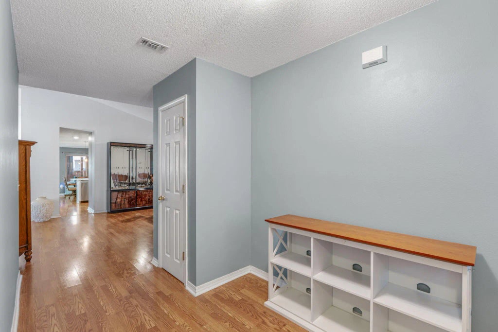 7 of 45 - 1739 Ivalea Circle, Navarre, FL