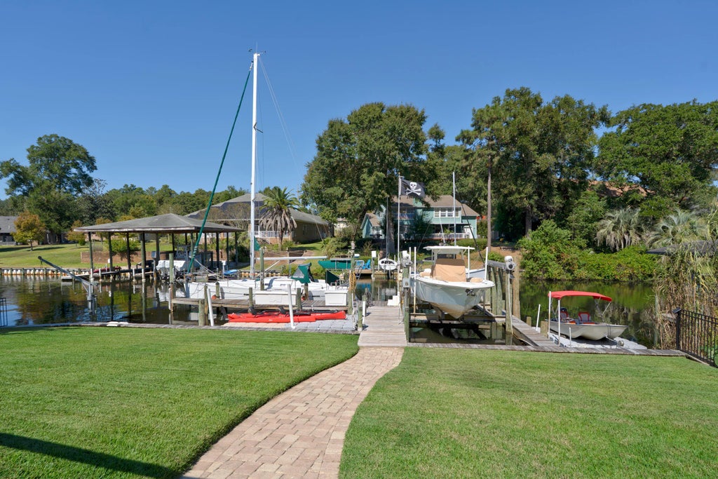 37 of 78 - 2433 Duncan Drive, Niceville, FL