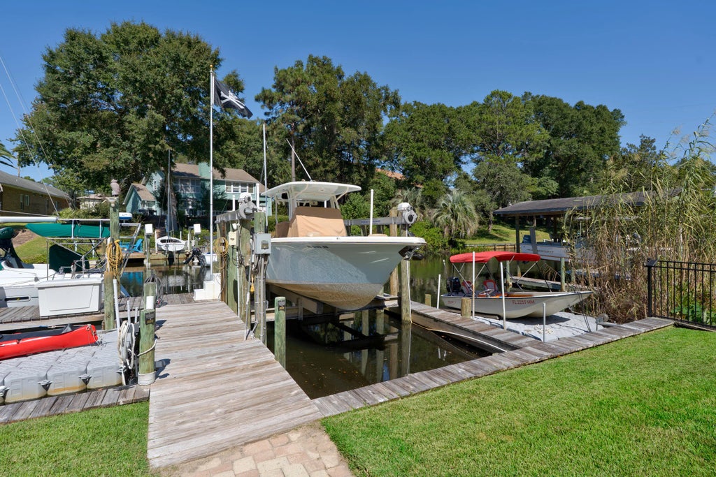 38 of 78 - 2433 Duncan Drive, Niceville, FL