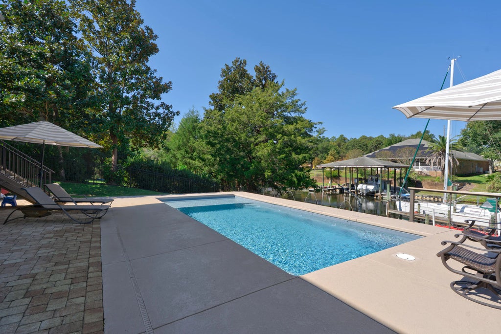 41 of 78 - 2433 Duncan Drive, Niceville, FL