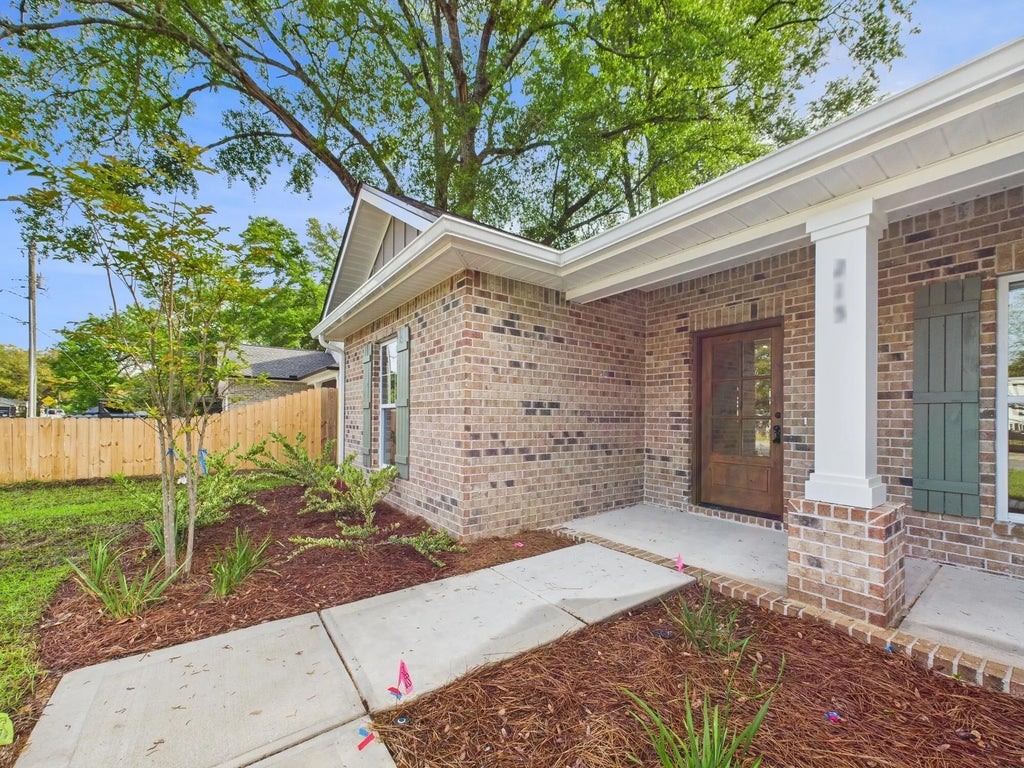 4 of 37 - 122 Jimmy Street, Fort Walton Beach, FL
