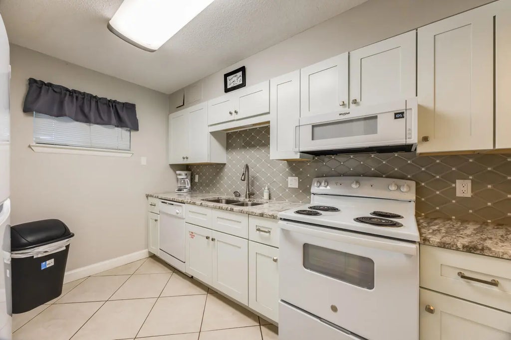 5 of 73 - 1114 Santa Rosa Boulevard Unit 208, Fort Walton Beach, FL