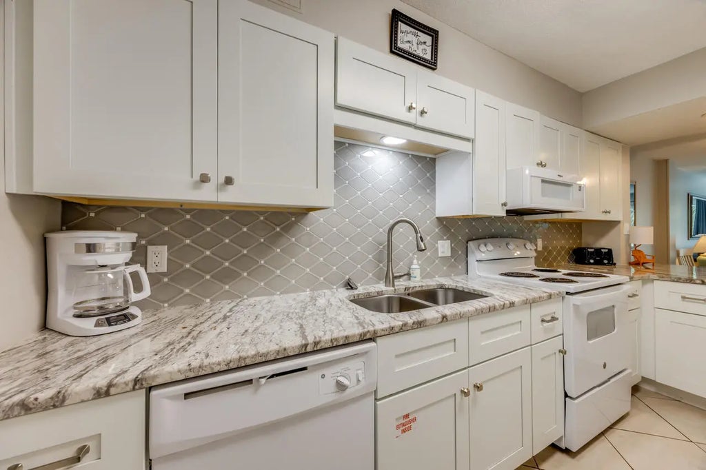 6 of 73 - 1114 Santa Rosa Boulevard Unit 208, Fort Walton Beach, FL