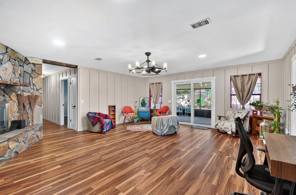 6 of 55 - 5526 Lakewood Circle, Panama City, FL