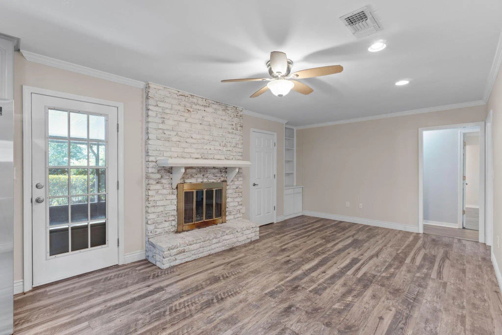 11 of 52 - 20 Hickory Avenue, Shalimar, FL