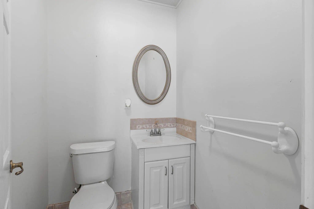 31 of 52 - 20 Hickory Avenue, Shalimar, FL