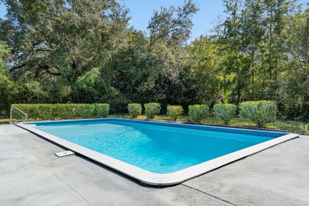 36 of 52 - 20 Hickory Avenue, Shalimar, FL