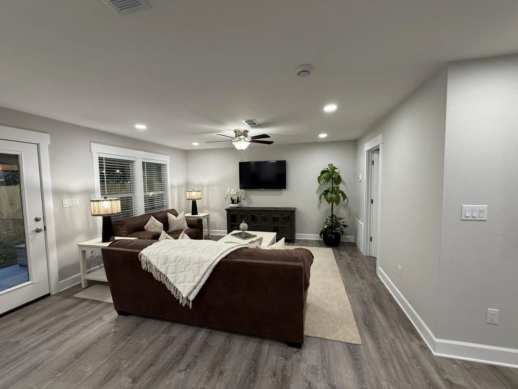 5 of 15 - 333 Woodland Avenue, Mary Esther, FL