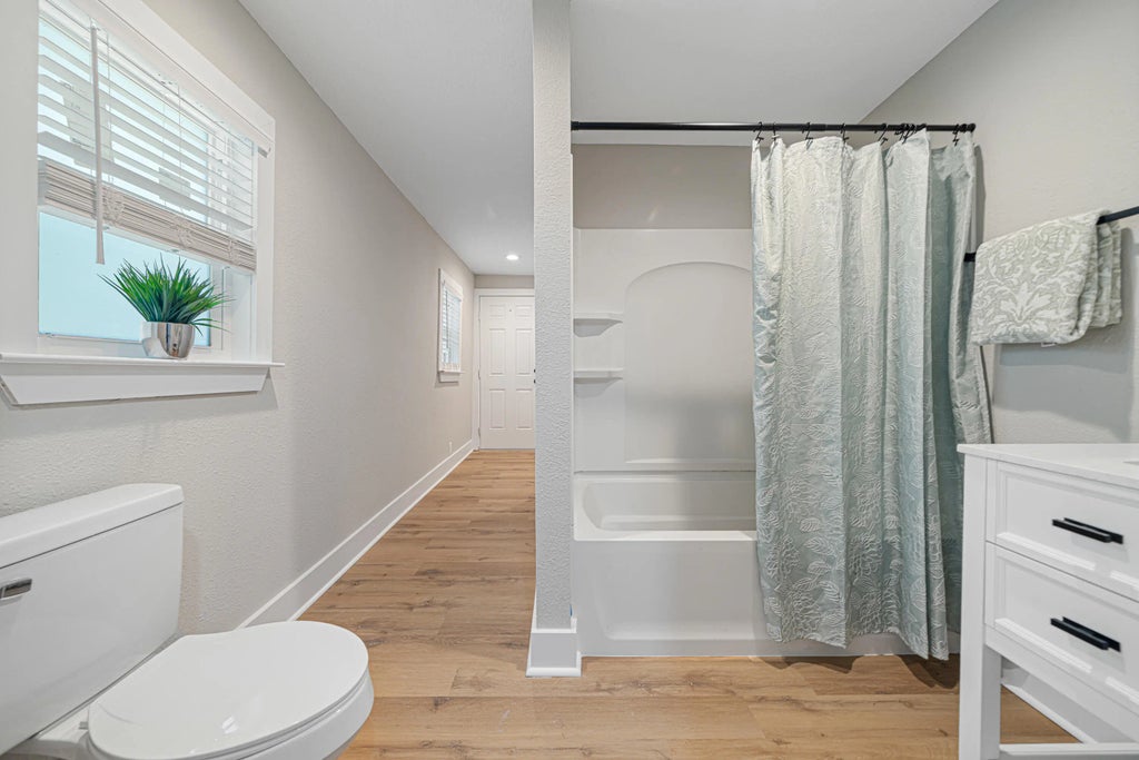 19 of 43 - 81 Eastview Avenue, Valparaiso, FL