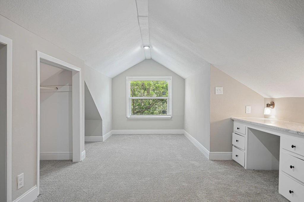 37 of 43 - 81 Eastview Avenue, Valparaiso, FL