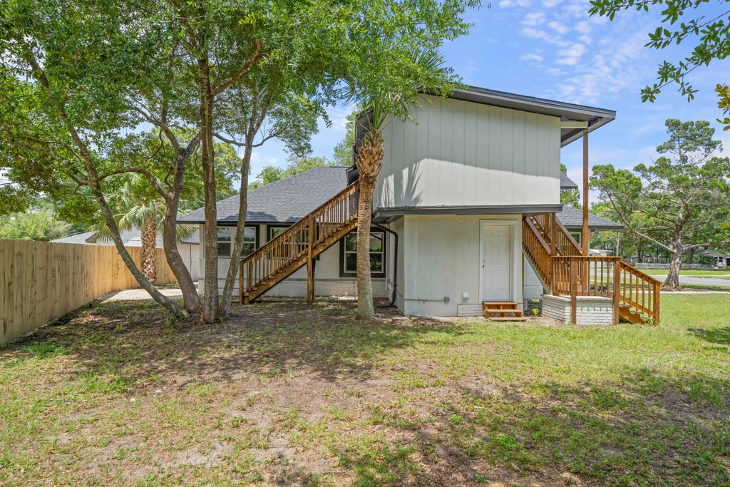 41 of 43 - 81 Eastview Avenue, Valparaiso, FL