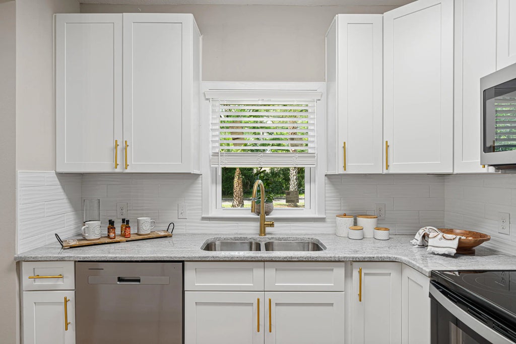 6 of 43 - 81 Eastview Avenue, Valparaiso, FL