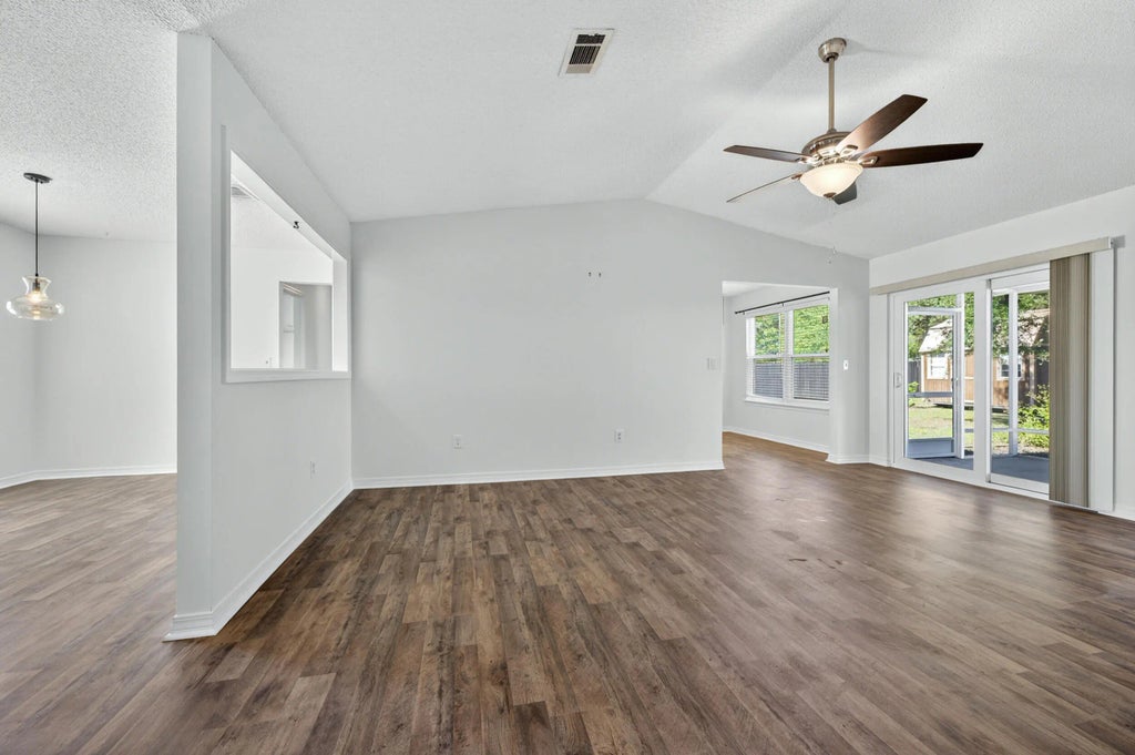 9 of 54 - 104 Louise Drive, Crestview, FL