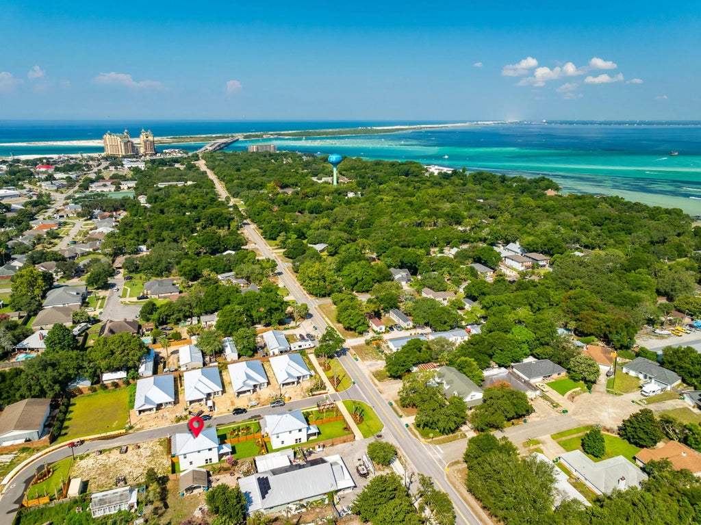 50 of 59 - 104 Fletcher Way, Destin, FL