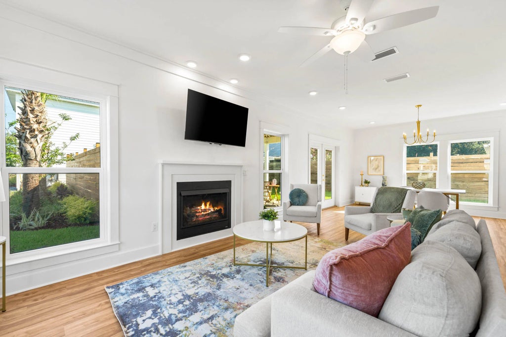 8 of 59 - 104 Fletcher Way, Destin, FL