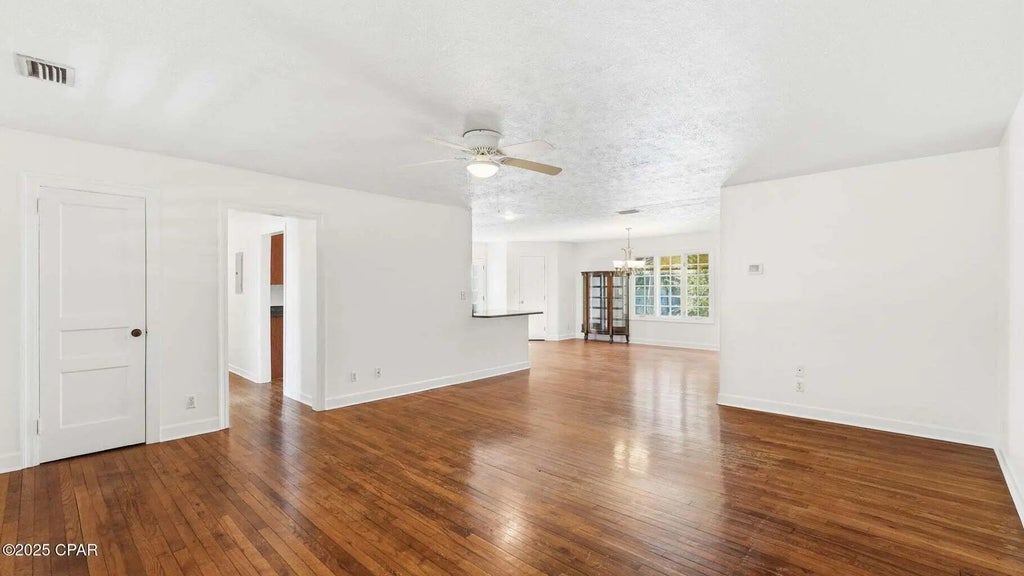 22 of 69 - 215 N Macarthur Avenue, Panama City, FL