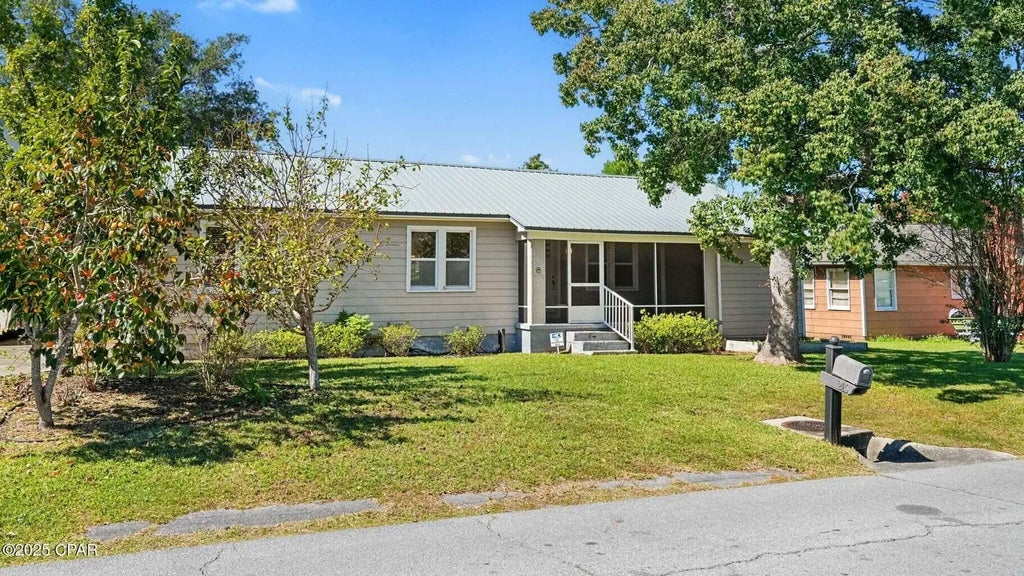 4 of 69 - 215 N Macarthur Avenue, Panama City, FL