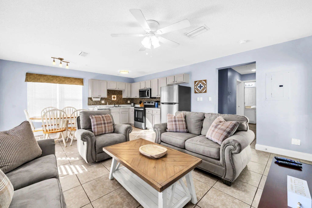 12 of 44 - 2003 Devmor Court 1c, Fort Walton Beach, FL