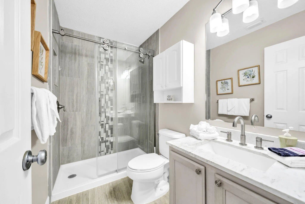 25 of 44 - 2003 Devmor Court 1c, Fort Walton Beach, FL