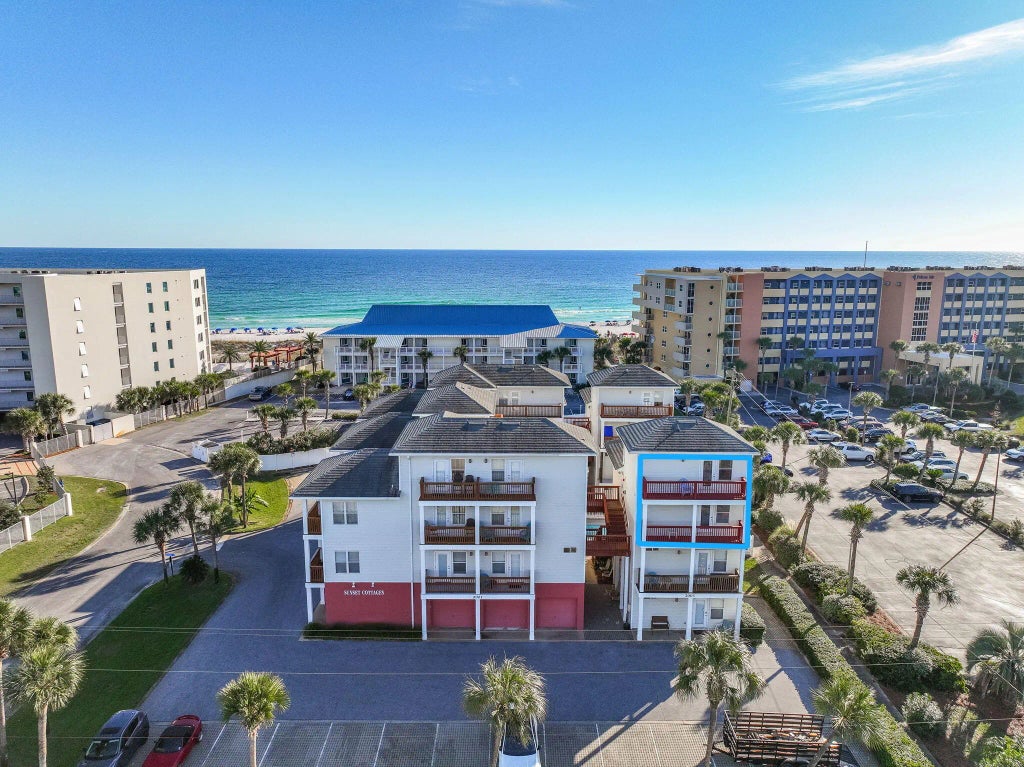 6 of 44 - 2003 Devmor Court 1c, Fort Walton Beach, FL