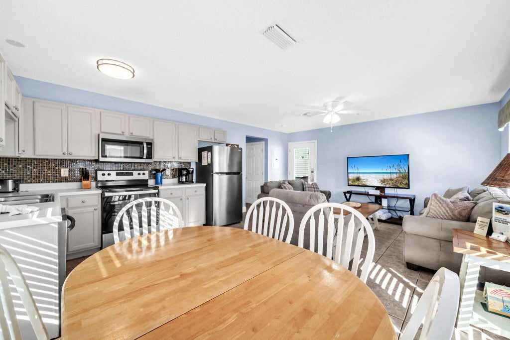 7 of 44 - 2003 Devmor Court 1c, Fort Walton Beach, FL