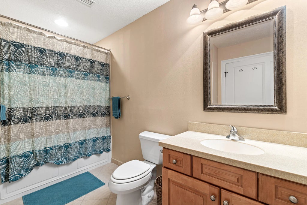 27 of 40 - 770 Harbor Boulevard 4c, Destin, FL